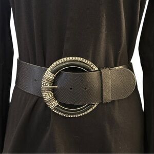 Chico’s Black Wide Leather Belt Textured Rhinestones Silver Buckle Medium/34-38